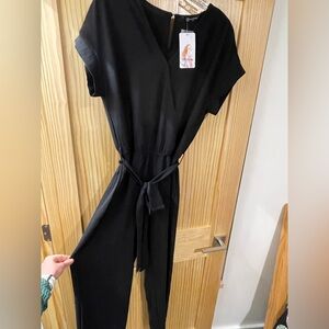 Chic Black Jumpsuit with Belt